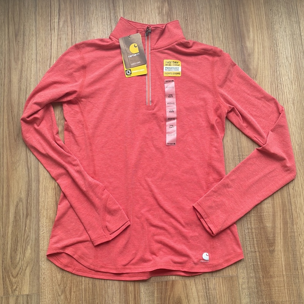 NWT Women’s Carhartt Top